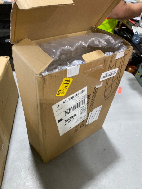 Photo 1 of ********READ CLERK COMMENTS*******************DAMAGED*******

kidinit Snackle Box Container, Stainless Steel Divided Serving Tray with Lid and Handle, Large Snack Tray for Fruit Veggie Candy, 8-Compartment Snack Platter for Travel Party Beach Picnic