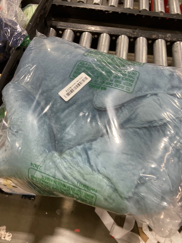 Photo 1 of XIYUAN 39.3-Inch SharkPlush Toy Giant SharkStuffed Animal Soft SharkPillow Cushion Shark Plush Pillow Chubby Stuffed Shark Toy Bedtime Gift Throw Pillow for Home Room Décor Kids