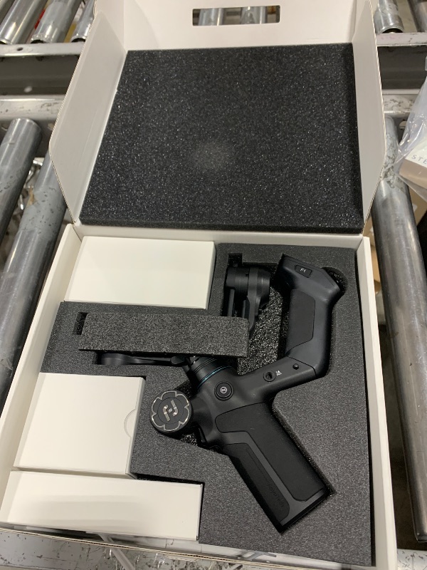 Photo 1 of FeiyuTech SCORP Mini-3-Pro Gimbal Stabilizer for Camera Mirrorless/Compact/Action Cameras,Smartphone,18m AI Tracking,Detachable Remote Handle,4.4lbs Payload,3-axis Gimbal for Canon Sony Nikon