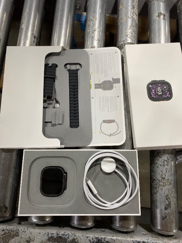 Photo 1 of Apple Watch Ultra 3(GPS+Cellular)49mmTitanium Case with Black Ocean Band - Black - (2025)
