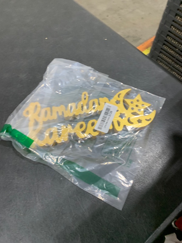 Photo 1 of Queekay Ramadan Kareem Decorations for Home Ramadan Kareem Table Decor 9.84 x 3.74 Inch Mubarak Sign Wooden Centerpiece Tabletop Decor for Islamic Gifts Home Office Party Decorations