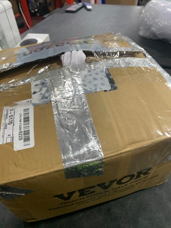 Photo 1 of VEVOR 150 Pcs White Chair Covers Polyester Spandex Chair Cover Stretch Slipcovers for Wedding Party Dining Banquet Flat-Front Chair Cover