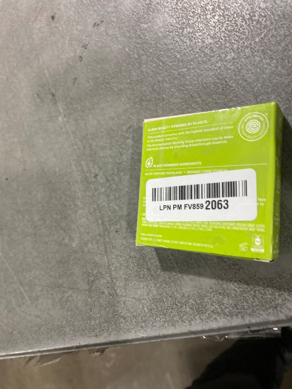 Photo 1 of Well People Superpowder Brightening Powder, Baked Setting Powder For a Luminous Complexion, Blurs Imperfections & Smoothes Skin, Vegan & Cruelty-free, Pearl