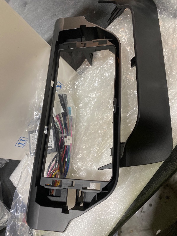 Photo 1 of 13.2’’ Android 13 Car Stereo for Toyota RAV4 2019-2022,with Wireless CarPlay & Android Auto,1920×932 Resolution? QLED Touchscreen?8G+128G,Car Radio Upgrade