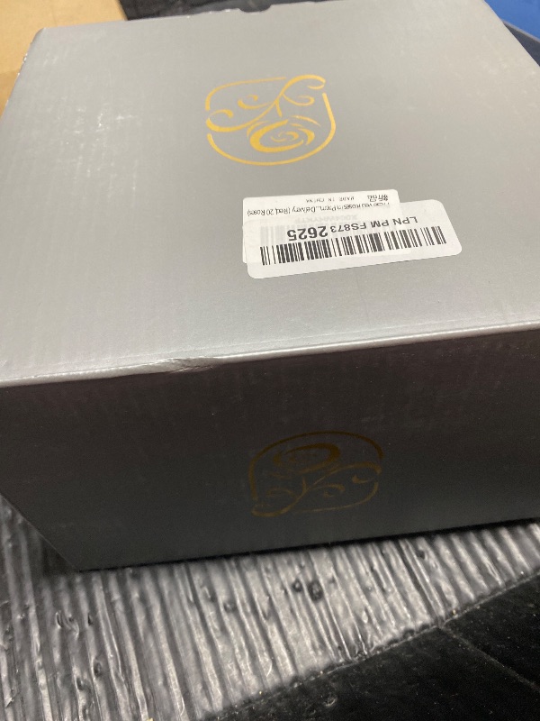 Photo 1 of Gifts for Women Preserved Roses Flower Box, Luxury Velvet Box with 20 Roses, Preserved Flowers, Romantic Gift for Her, Wife, Girlfriend, Birthday Anniversary Christmas (Red)