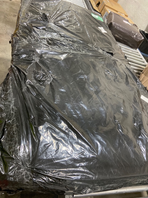 Photo 1 of Zinus 8 Inch Foam and Spring Hybrid Mattress [New Version], Twin, Fiberglass Free, Medium Firmness, Durable Support, Certified Safe Foams & Fabric, Mattress in A Box, White
