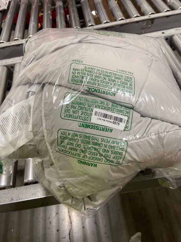 Photo 1 of Modern Threads Down Alternative Reversible Comforter White/Gray Twin