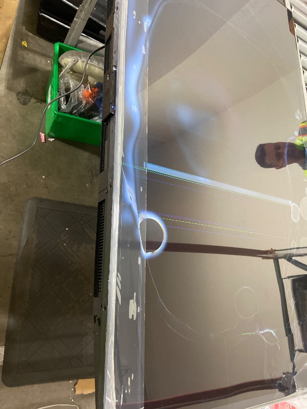 Photo 1 of TCL 55 Inch Class T7 Series | 4K QLED HDR | 55T7, 2025 Model | 120HZ Refresh Rate High Brightness Smart Google TV Dolby Atmos Audio | Voice Remote Alexa Gaming Streaming Television ( for parts )