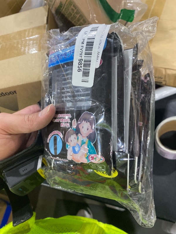 Photo 1 of 100PCS Sticky Ear Wax Remover, Disposable Adhesive Ear Digging Stick, Earwax Removal Swabs, Safe and Portable, Suitable for Children and Adults (Black)