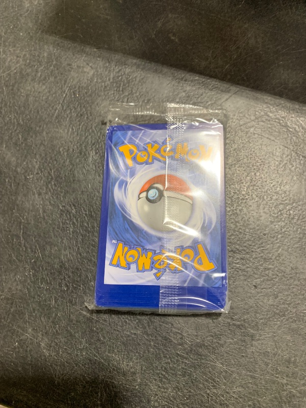 Photo 1 of Pokemon TCG: Scarlet & Violet—Prismatic Evolutions Elite Trainer Box