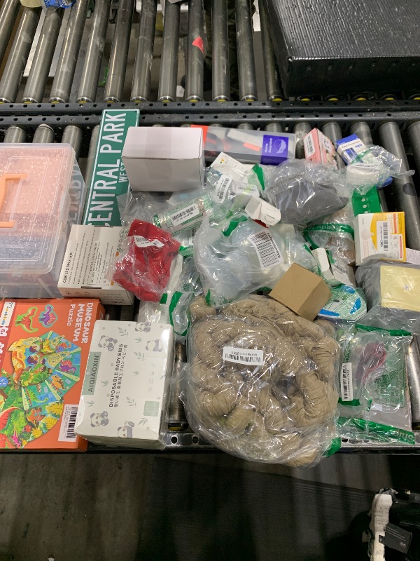 Photo 1 of Box Lot of Miscellaneous Items (Final Sale)