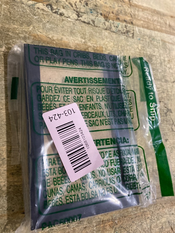 Photo 1 of 2 Pcs Small Picture Frames (Unknown dimensions)