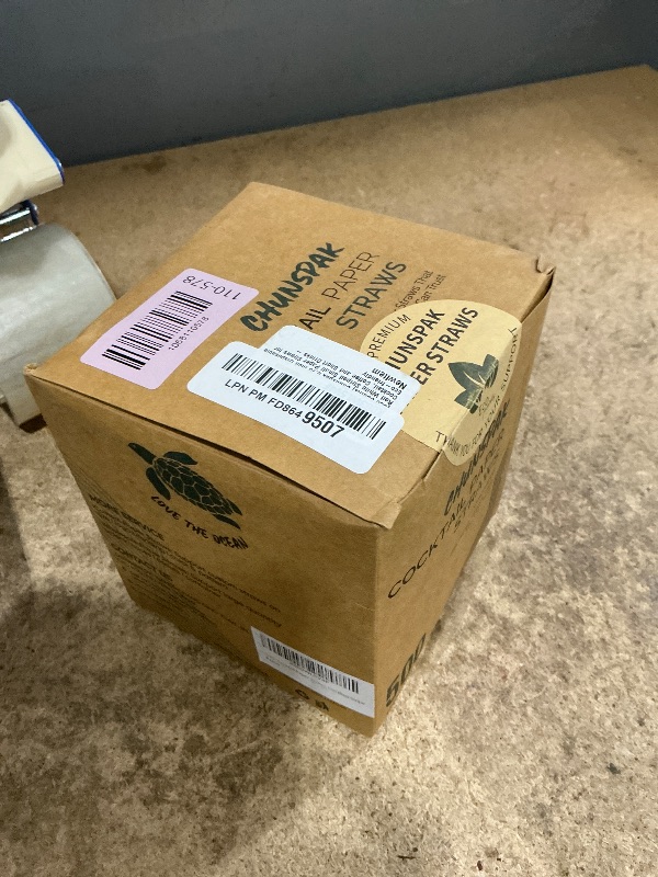 Photo 1 of [500 Counts] Chunspak 5.75 inch Disposable Red White Striped Small Paper Straws for Cocktail, Coffee and Short Drinks - Eco-friendly