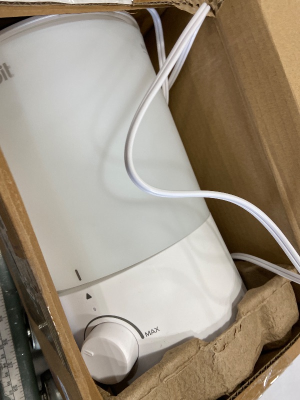 Photo 1 of ** FOR PARTS ONLY ** 
LEVOIT Humidifiers for Bedroom, Quiet (3L Water Tank) Cool Mist Top Fill Essential Oil Diffuser with 25Watt for Home Large Room, 360° Nozzle, Rapid Ultrasonic Humidification for Baby Nursery and Plant