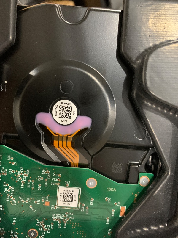 Photo 1 of ***(PARTS ONLY/ NON FUNCTIONAL)***Western Digital 8TB WD Red Plus NAS Internal Hard Drive HDD - 5640 RPM, SATA 6 Gb/s, CMR, 256 MB Cache, 3.5" - WD80EFPX