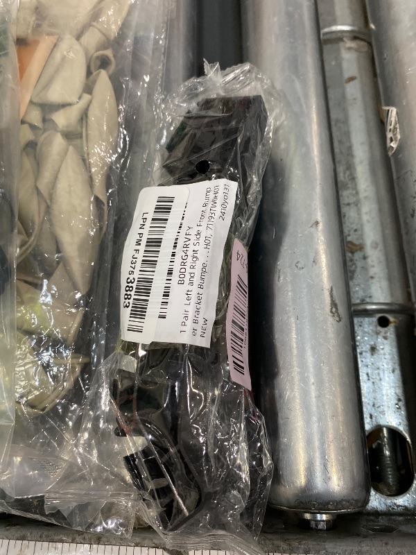 Photo 1 of 1 Pair Left and Right Side Front Bumper Bracket Bumper Mount Support Bracket - Compatible for Honda Accord Crosstour 2010-2011 - Replace Part 71198TW0H01, 71193TW0H01