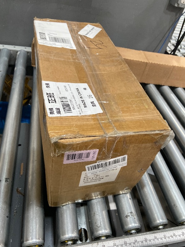 Photo 1 of 1 Set Black Rams Horn Exhaust Manifolds With all gaskets and hardware Compatible with Small Block Chevy SBC 283 305 327 350 400