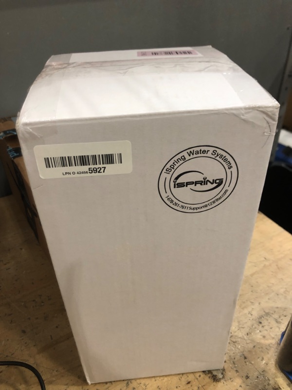 Photo 2 of iSpring CKC1C Countertop Drinking Water Filtration System with Carbon Filter, 2.5" x 10", Clear