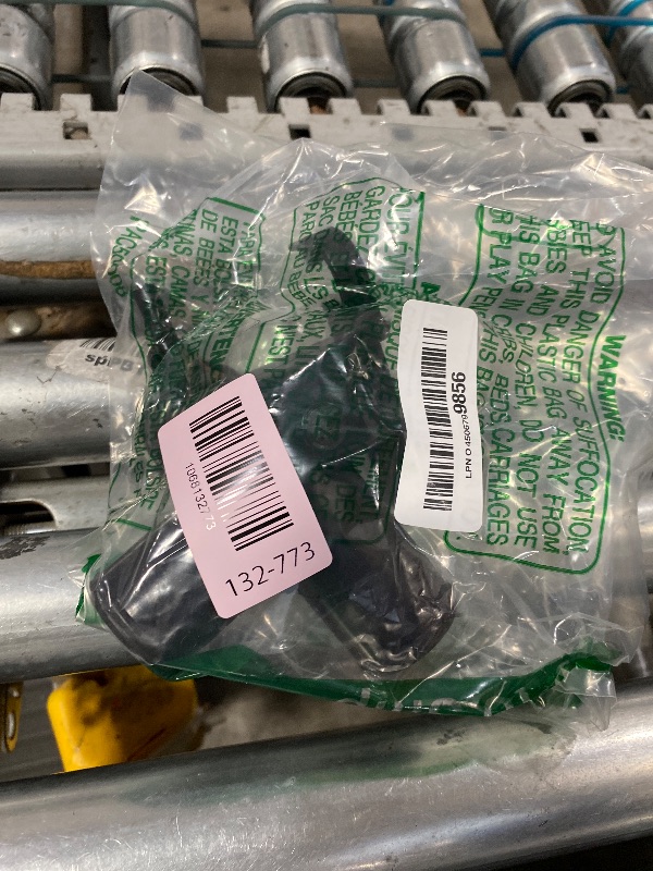 Photo 2 of Engine Radiator Filler Neck with Sealed Cap Upper Radiator Coolant Filler Neck Water Pipe - Compatible for Hyundai Elantra 2011-2016 for Kia Forte5 2014-2018 - Replace Part 25329-3X600/25330-1P000