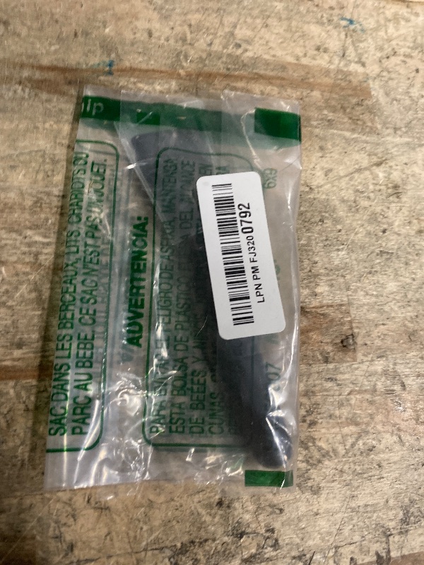 Photo 1 of BEAUTYFACTOR Flat Foundation Brush,Korean Makeup Brush Spatula Facial Brush for Liquid Foundation,Premium Face Makeup Brush for Blending Cream (Black)