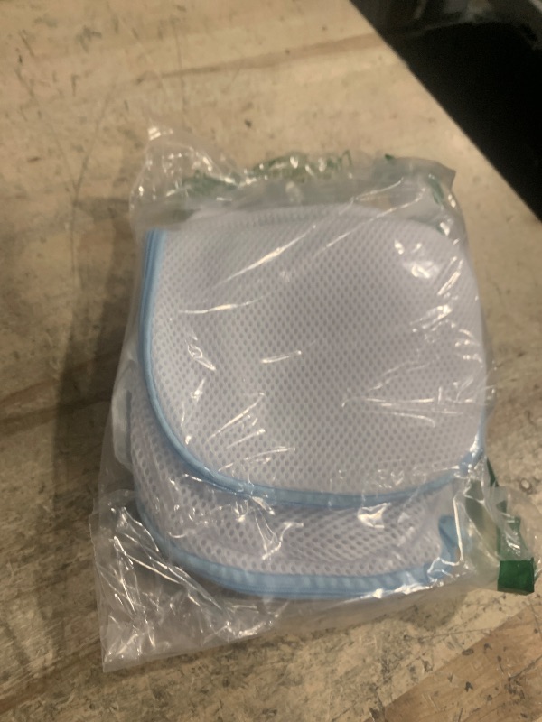 Photo 1 of **PARTIAL SET/ MISSING 1 *** XLIUAX 2 Pack Bra Bags for Laundry, Reusable Bra Washer Protector, Bag Underwear Brassiere Washing Net Bags with Zipper for Washing Machine Bras Organizer, A to C cup