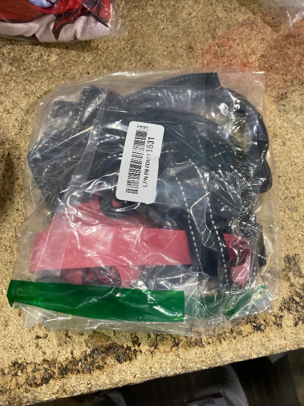 Photo 1 of **SMALLER IN PERSON*** JIANWEI Gymnastics Rings Set for Kids, Professional Children Trapeze Bar Pull Up Rings with Straps Kids Playground Home Exercise Gym Rings with Drawstring Bag for Children Exercise(Pink)