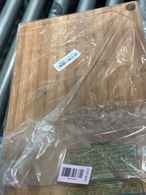 Photo 1 of "Mom To Be" & "Dad To Be" Baby Shower Sash Bundle - With Cute Stork Image (White & Gold Lettering) Girl Boy Baby Shower Party Decorations, Gifts, Favors, Mommy Supplies Gender Reveal (White)