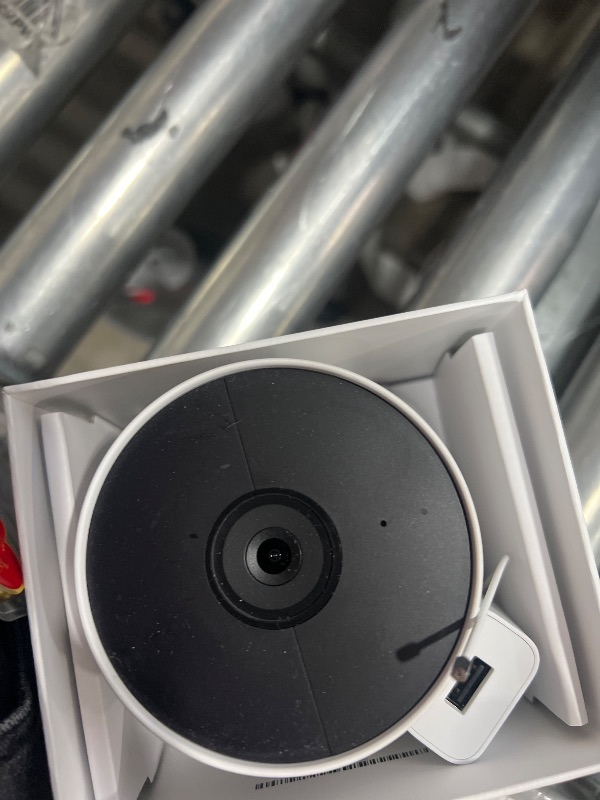 Photo 1 of *Parts only* Google Nest Cam Outdoor or Indoor, Battery - 2nd Generation - 1 Pack