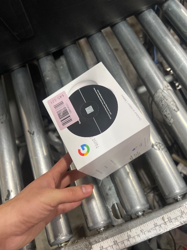 Photo 1 of *Parts only* Google Nest Cam Outdoor or Indoor, Battery - 2nd Generation - 1 Pack