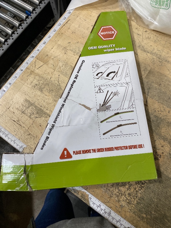 Photo 1 of 2 Factory Wiper Blades Replacement for Tesla S 2012-2018 Original Equipment Windshield Wiper Blades Set - 28"+18" (Set of 2)