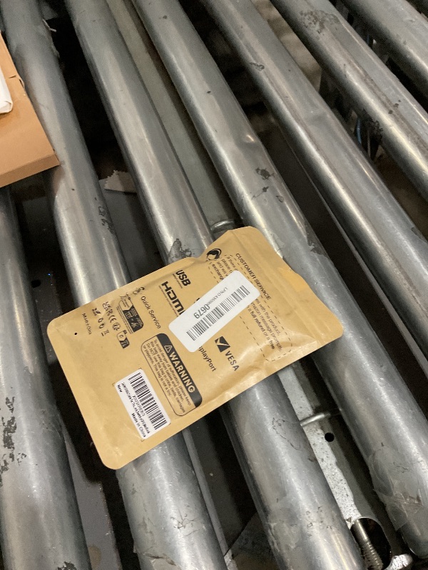 Photo 1 of 240W USB4 Cable for Thunderbolt 4 Cable,Right Angle 40Gbps Data Transfer 8K@60Hz Video Display 90 Degree USB Type C Fast Charging Cable for iPhone 15/16/17 Pro,Samsung,Steam Deck,Switch,eGPU,MacBook