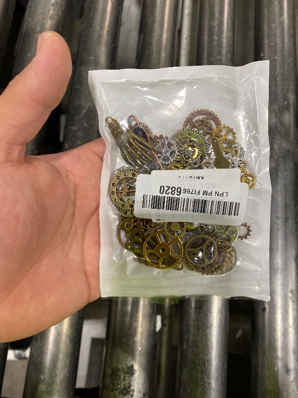Photo 1 of 100g(Approx 76pcs) Assorted Colors Antique Metal Steampunk Clock Gear Cog Wheel Skull Key Skull Hand Safety Pin Charms Pendant Jewelry Charms for Craft Jewelry Making Accessory