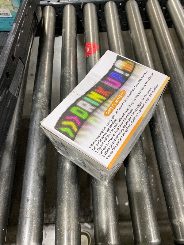 Photo 1 of 1 Piece 52inx7.6in Extra-Large Devil Eyes Light for Truck Windshield, Large Flex LED Display for Car Eyes, Programmable Devils Eye LED Soft Screen for Windshield Flexible Dynamic Car Eyes