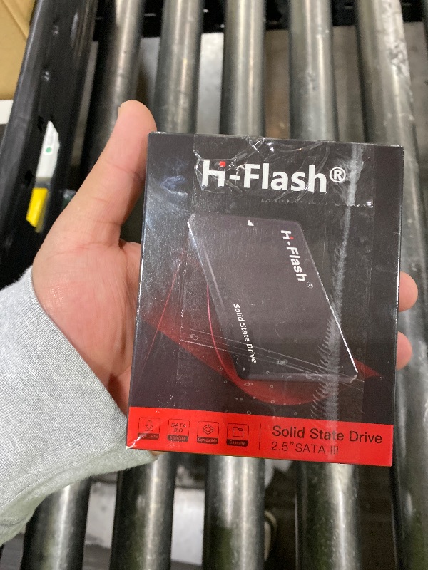 Photo 1 of 1TB SATA SSD 2.5 Inch Internal Hard Drive, Solid State Drive for Laptop & PC, SATA III with 550MB/s Read Speed (3D TLC NAND)