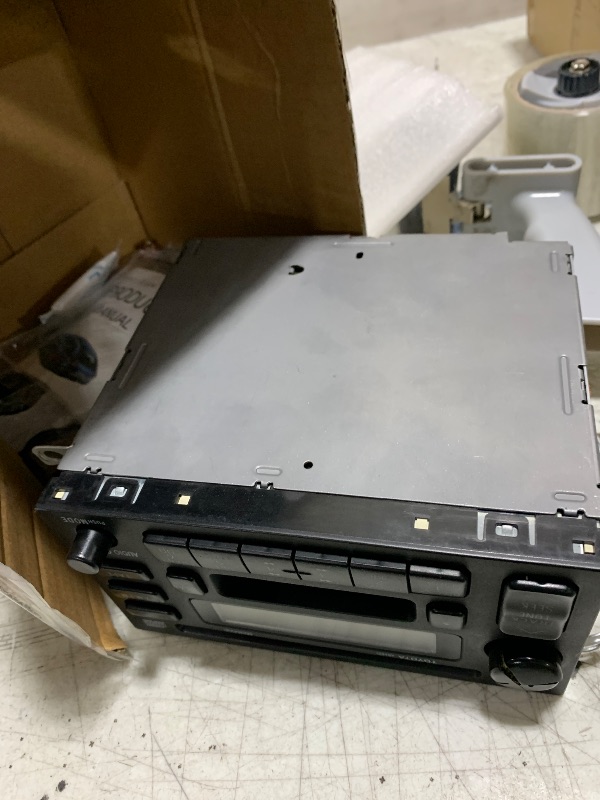 Photo 1 of 1 Factory Radio AM FM Receiver withSingle-Disc CD Player and Cassette Compatible with 1999-2000 Toyota 4Runner 9357129