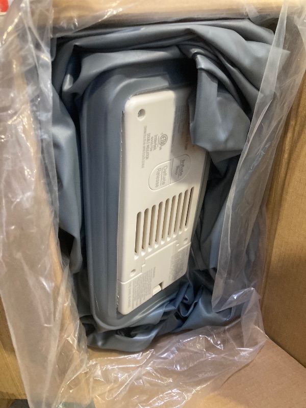 Photo 1 of Beautyrest Headboard Luxarest 24" Queen Size Raised Air Mattress with Built-in Pump