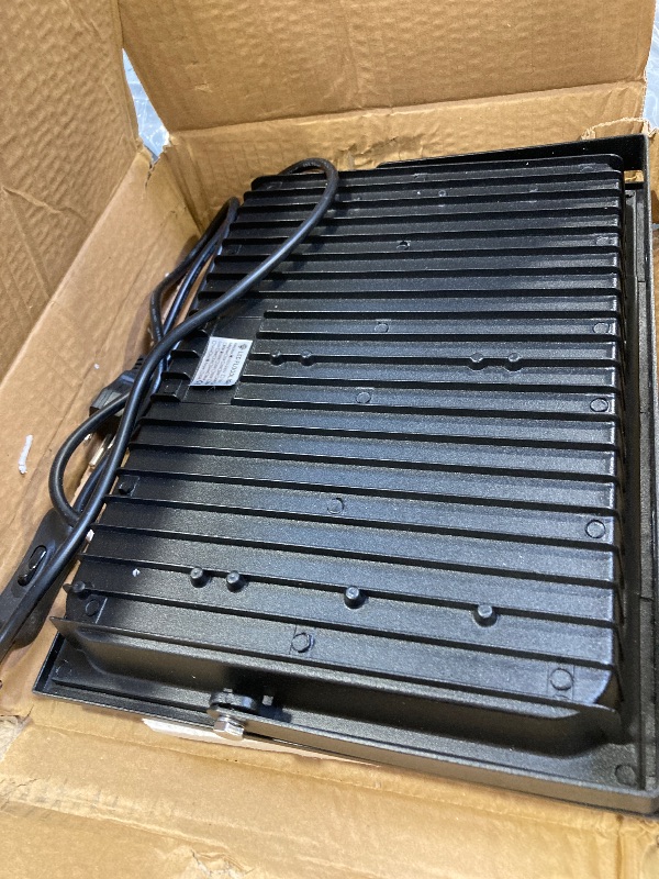 Photo 1 of 100W Black Lights Flood Light,Blacklight with Plug and Switch for Glow Party Large Space,IP66 Waterproof LED Black Lights for Fluorescent Poster,Halloween,Body Paint,Wedding.1 Pack