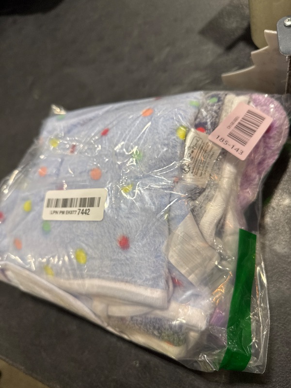 Photo 1 of 1 Pack 3 Blankets Super Soft Cute Dot Pattern Pet Blanket Flannel Throw for Dog Puppy Cat Blue/Purple/Grey Medium