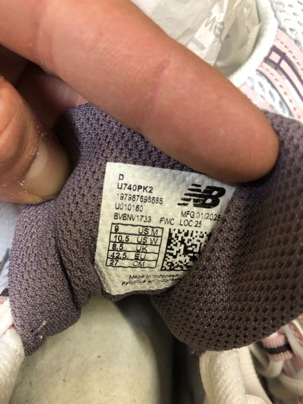 Photo 1 of New Balance 740 Sneaker