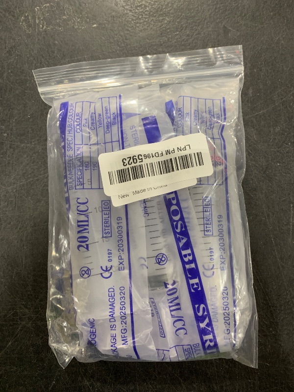 Photo 1 of 20ml Syringe for Liquid, Oral, Scientific Labs, Measurement, Dispensing, with Cap- 3 Pack 20ml Syringes