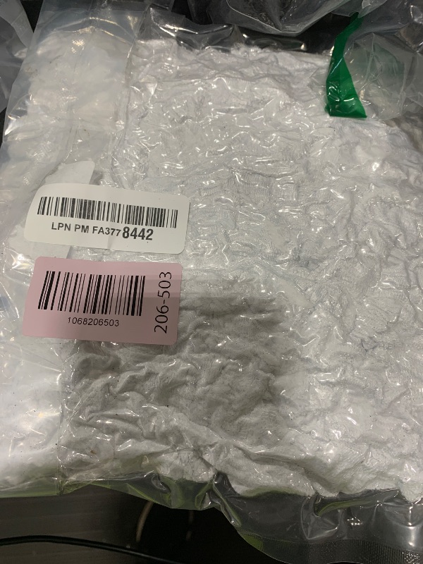 Photo 1 of 1200 sqft Halloween Spider Webs and 50pcs Fake Spiders Super Stretch Cobwebs Party Decorate for Halloween Theme Indoor and Outdoor Decoration