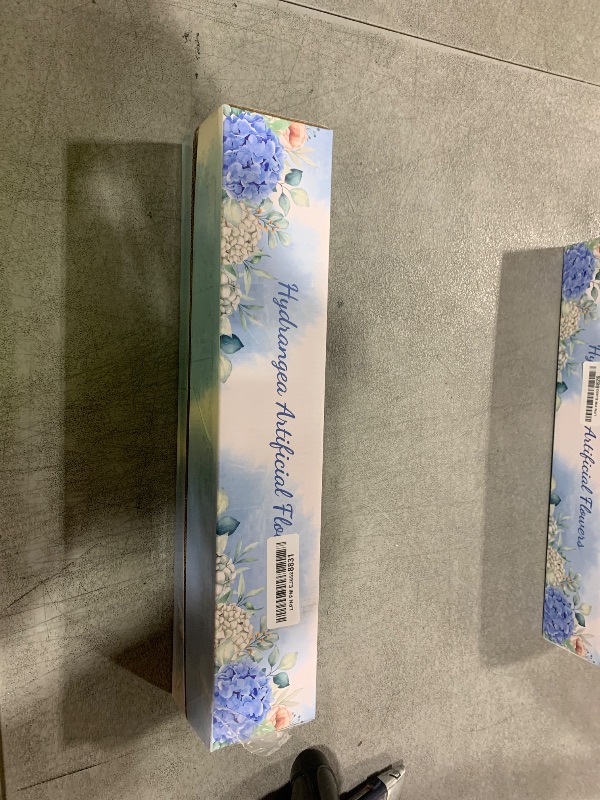 Photo 1 of 3 Pcs Real Touch Hydrangea Artificial Flowers, 21" White Full Faux Hydrangea Flowers Latex Fake Flowers for Home Decor Party Floral Arrangements Wedding Bouquets Centerpieces Outdoor Decor