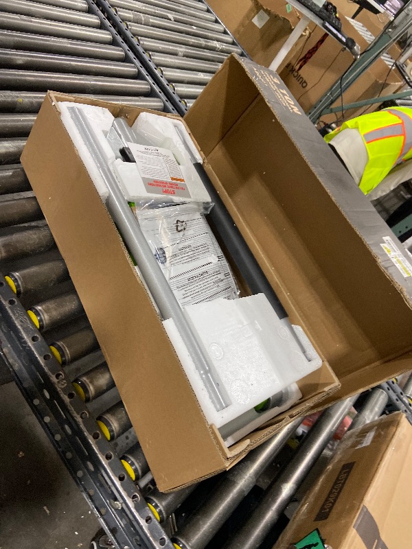 Photo 1 of *SOLD FOR PARTS** ARCAN 3-Ton Hybrid Aluminum and Steel Low Profile Floor Jack with Dual Pump Pistons, Reinforced Lift Arm, Rubber Saddle Protection, and Side Carry Handle, Model A20001