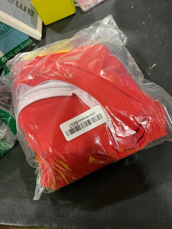 Photo 1 of 1 Set of Men's Reversible Basketball Jersey and Shorts, Double-Sided Custom Athletic Uniforms for Team Sports Practice (Red/White, Large)