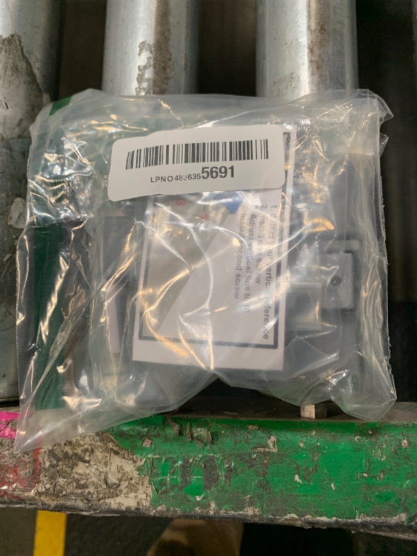 Photo 1 of [JINTECH] Golf Club Organize Holder, Wall Display, Wall Hanger, Rack, Mount [15 Holder Set] (Head up - 10mm - 15set)