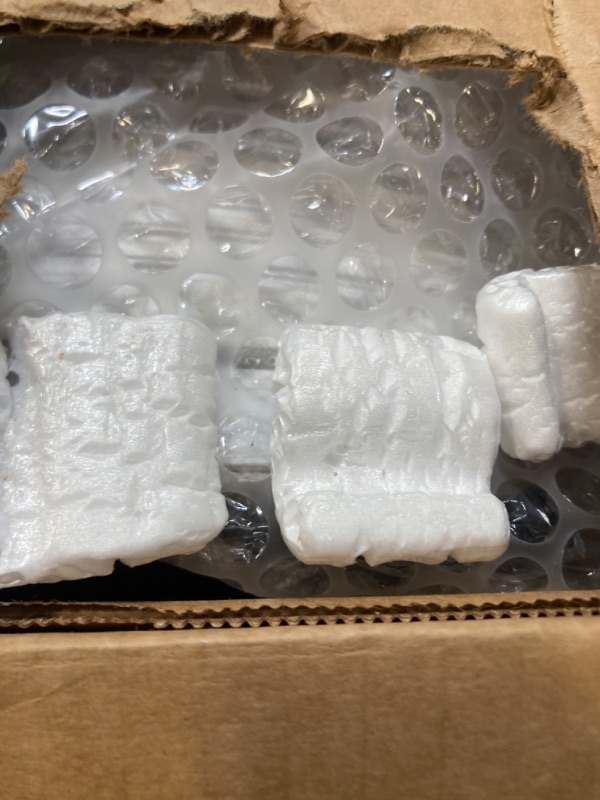 Photo 1 of *MINOR DAMAGE - USED*
roborock Q8 Max Robot Vacuum and Mop Cleaner, DuoRoller Brush, 5500Pa Strong Suction, Lidar Navigation, Obstacle Avoidance, Multi-Level Mapping, Perfect for Pet Hair