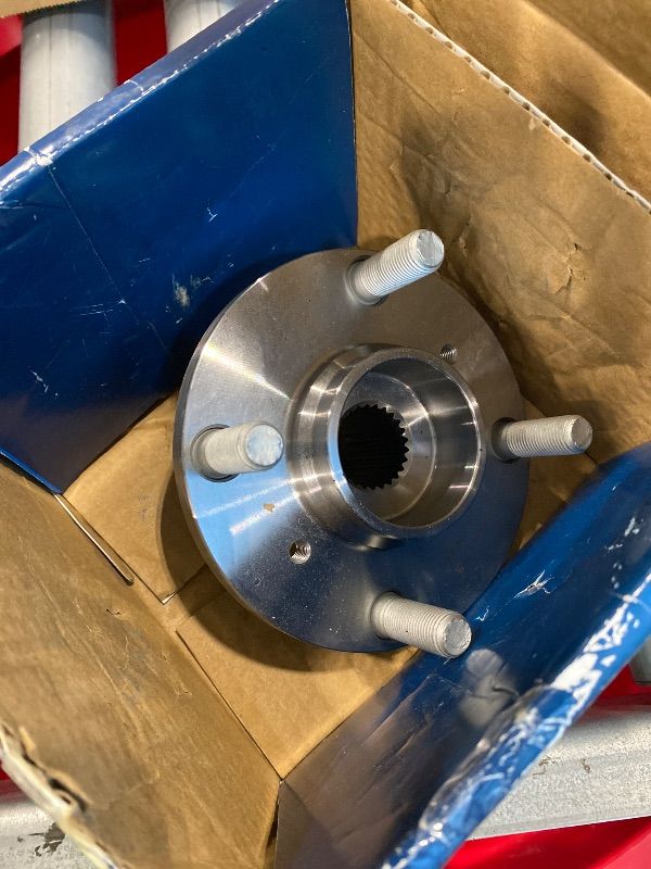 Photo 1 of *MINOR DAMAGE - USED*
DuraGo 29596135 Front Wheel Hub Kit