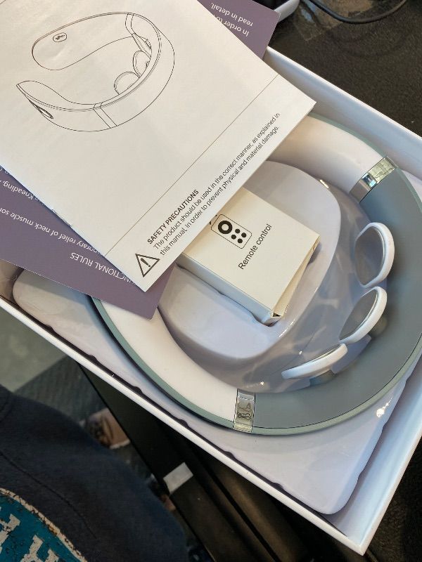 Photo 1 of *UNTESTED*
Auxoliev Neck Massager with Heat, 9 Modes and 50 Intensity, Cervical Massage Device with Adjustable Timers