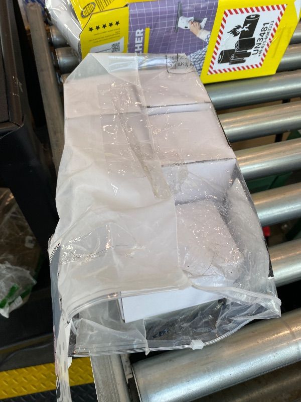 Photo 1 of ***MISSING ONE*** Nitial 6 Pcs Bar Cocktail Shaker Professional Stainless Steel Martini Drink Mixer Built-in Strainer for Bartending No Leaks Shaker for Bar Party Drink Mixer (Gold,8 oz)