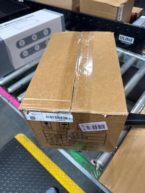 Photo 1 of ** SOLD AS IS NO REFUN/RETURN** SEE COMMENTS!
Insulin Cooler Travel Box, Portable Mini Drug Refrigerator USB Rechargeable, Battery Diabetic Box with Handle with LCD Display, Insulin Cooler Box, for Home & Outdoor Use